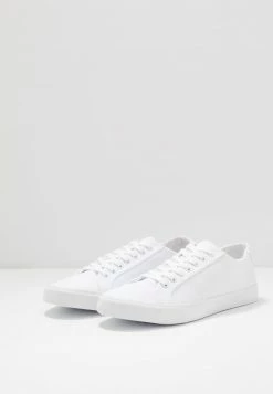 Pier One Hombre UNISEX - Zapatillas - White -Pier One Comercio 895ce6c8844d4e6a92f8f18a55672c6b