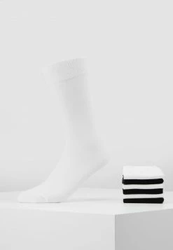 Pier One Hombre 7 PACK - Calcetines - White/black