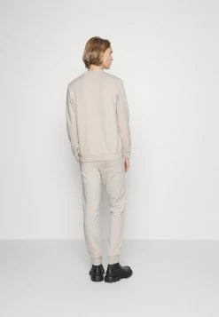 Pier One Hombre UNITED UTILITY CREW - Sudadera - Stone -Pier One Comercio 9106cbd155854d5780b0c01917ebef52