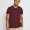 Pier One Hombre Camiseta Básica - Bordeaux -Pier One Comercio 960df8d62e7b47a6822fb4f27e309b57