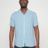 Pier One Camisa - Light Blue, Hombre -Pier One Comercio 965af73bdab947b68e30a67396fafbac