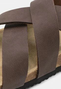 Pier One Pantuflas - Brown, Hombre -Pier One Comercio 970d3688d3194bf0a2aabfcc53d5088b