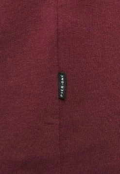 Pier One Hombre Camiseta Básica - Bordeaux -Pier One Comercio 9adb824db7814404816f15713d049982