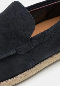 Pier One Hombre LEATHER - Alpargatas - Dark Blue -Pier One Comercio 9f393f8563b249638e56c7524786dd47