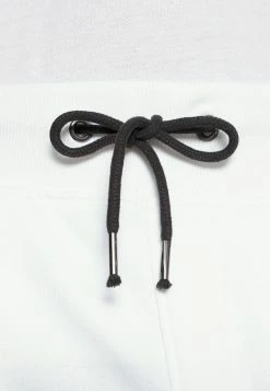 Pier One Hombre Pantalones Deportivos - White -Pier One Comercio a36764404f124304b3532ad3534eb3d7