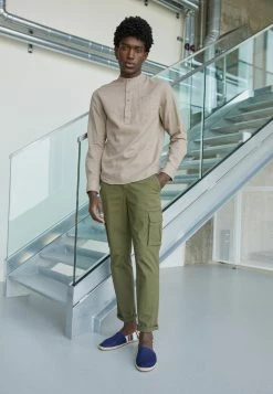 Pier One Hombre Camisa - Taupe