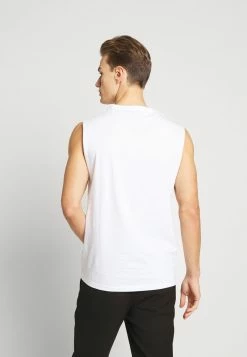 Pier One 3 PACK - Camiseta Básica - Grey/white/black, Hombre -Pier One Comercio a9eda1483b324f9bb5e5f44f95d5a2f7