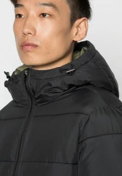 Pier One Hombre BASIC PUFFER JACKET WITH CONTRAST HOOD - Chaqueta De Invierno - Black/olive 11 Pier One Hombre BASIC PUFFER JACKET WITH CONTRAST HOOD - Chaqueta De Invierno - Black/olive -Pier One Comercio ac45dd429b7349d1b1c00897ccebcc8a