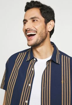 Pier One Hombre 5 PACK - Camiseta Básica - White/black/bordeaux -Pier One Comercio ad1e5f105df94e638daafdd57d29d49c