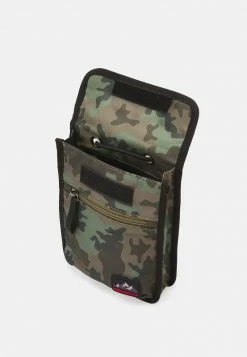 Pier One Unisexo UNISEX - Bandolera - Olive -Pier One Comercio ae3f0f3ec1e44221a20d773d2f3fd610