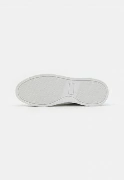 Pier One Unisexo UNISEX - Zapatillas - White -Pier One Comercio afe0322babdc4d63a80e658fbdf78d79
