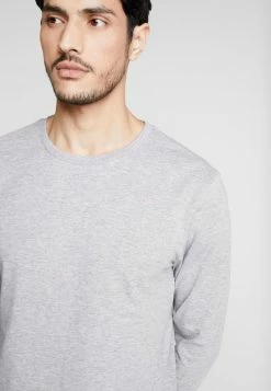 Pier One Hombre Camiseta De Manga Larga - Mottled Grey -Pier One Comercio b6c7ae9ca5d84f0ca28a16d49e9d7d29