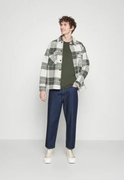 Pier One Hombre Camiseta De Manga Larga - Dark Green -Pier One Comercio bb9274bd433e48428f71a24af1a3a312