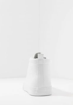 Pier One Unisexo UNISEX - Zapatillas Altas - White -Pier One Comercio bfa354986049429893f7b2852a8b773b