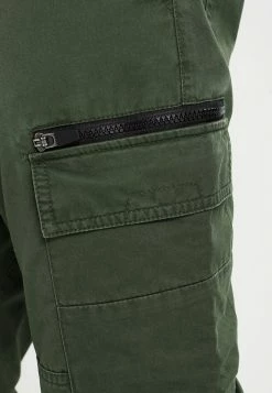 Pier One Hombre Pantalones Cargo - Dark Green -Pier One Comercio c09213f9c49144359506b21a8ab774db