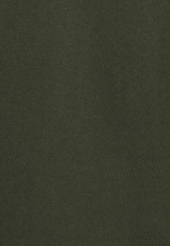 Pier One Hombre 2 PACK - Camiseta Básica - Black/khaki -Pier One Comercio c0eb718bc8664ff792aa0cd8e71eacbe