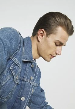 Pier One Hombre Camiseta Estampada - White -Pier One Comercio c4f2296e0d444f2f9894bf8a19a7d08e