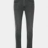 Pier One Hombre SLIM - Vaqueros Tapered - Grey Denim -Pier One Comercio c6cf295128324178877cc123be08b738