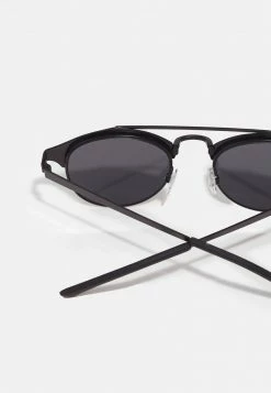 Pier One Unisexo UNISEX - Gafas De Sol - Black 8 Pier One Unisexo UNISEX - Gafas De Sol - Black -Pier One Comercio c9c1a20d16b84eec96eaa79fdfc719f0