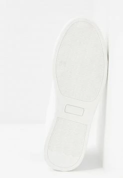 Pier One Unisexo Zapatillas - White -Pier One Comercio ca3e593abeb04f8aa312ee92e281a541