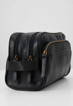 Pier One Hombre Neceser - Black -Pier One Comercio ccb2b4c42d754d8499692e7c7298484b