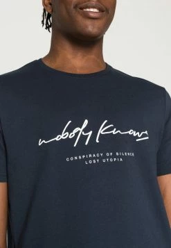 Pier One Hombre Camiseta Estampada - Dark Blue 11 Pier One Hombre Camiseta Estampada - Dark Blue -Pier One Comercio cecc2c2e83fd4adba984662a68a9d0ff