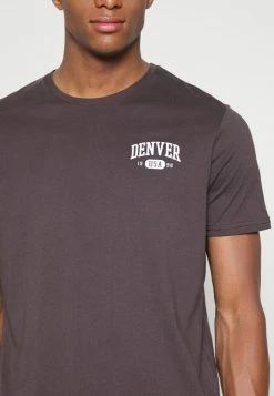 Pier One Hombre GRAPHIC T-SHIRT - Camiseta Estampada - Brown -Pier One Comercio ced78aaf5d7440f9aefe4f5d716591e5