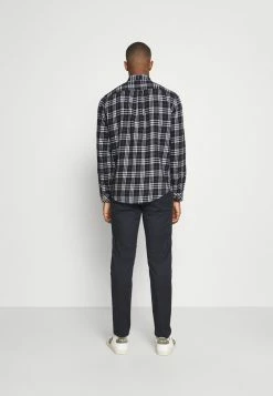 Pier One Hombre Camisa - Dark Blue 10 Pier One Hombre Camisa - Dark Blue -Pier One Comercio d13406c32cbf45e790b151fc1b045163