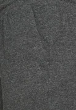 Pier One SET - Pijama - Mottled Dark Grey, Hombre 17 Pier One SET - Pijama - Mottled Dark Grey, Hombre -Pier One Comercio d31613b30ec548529f1c63e2392462bc