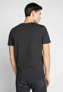 Pier One Hombre Camiseta Estampada - Black -Pier One Comercio dc96993931b34e32a68c07b7675e0caf