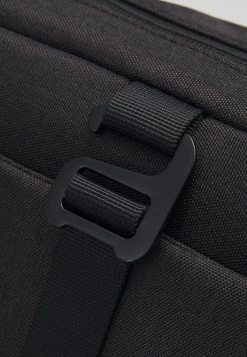 Pier One Unisexo UNISEX - Mochila - Black -Pier One Comercio df9b896dbc03460d92b8cc592e73d730