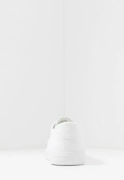 Pier One Unisexo UNISEX - Zapatillas - White -Pier One Comercio dfe3395813e747e98ae0870acbce6ad2