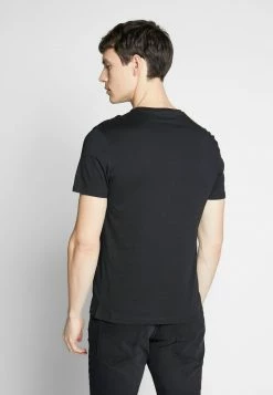 Pier One 3 PACK - Camiseta Básica - Black/white/blue, Hombre -Pier One Comercio e7497b751f8c4bd498980e2ffe8f6ae0