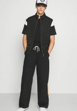 Pier One Hombre SLEEVE BLOCK NEW - Camiseta Estampada - Black/white -Pier One Comercio e8eb635624d14dde907e4fc0f64f0526