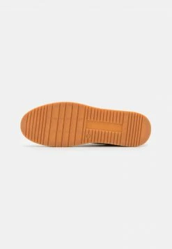 Pier One Hombre Zapatillas Altas - Camel 12 Pier One Hombre Zapatillas Altas - Camel -Pier One Comercio ea03c67ed3d44110bfdc825dcdc1c9d7