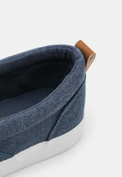 Pier One Unisexo UNISEX - Zapatillas - Blue Denim 13 Pier One Unisexo UNISEX - Zapatillas - Blue Denim -Pier One Comercio f1f41c37bfa546c192b552c7383b9f31