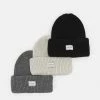 Pier One Unisexo 3 PACK UNISEX - Gorro - Black/dark Grey/off-white -Pier One Comercio f7e664873d7a4e8981097777ebd53a69
