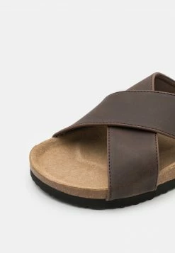 Pier One Unisexo UNISEX - Pantuflas - Brown 13 Pier One Unisexo UNISEX - Pantuflas - Brown -Pier One Comercio f9d3207b7541498e82deb0a381456400