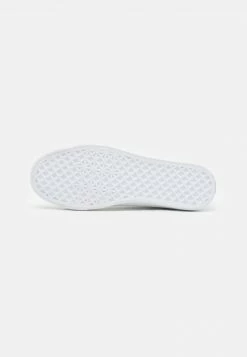 Pier One Unisexo UNISEX - Zapatillas - White -Pier One Comercio fe9a5a12fd394e6b9e7219ab19b4c24f
