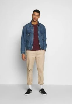 Pier One Hombre Camiseta Básica - Bordeaux -Pier One Comercio ff28f0162bde4f48b178020dbf508721