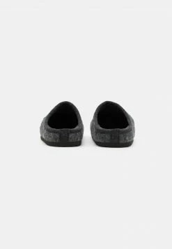 Pier One UNISEX - Pantuflas - Dark Grey, Hombre 10 Pier One UNISEX - Pantuflas - Dark Grey, Hombre -Pier One Comercio ff82422ba7554556b42a0954e09f3430